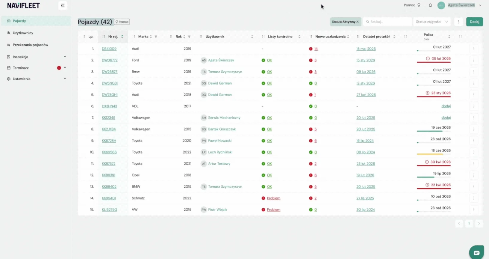 Bulk adding of vehicles (import from file) – screenshot of the Navifleet app