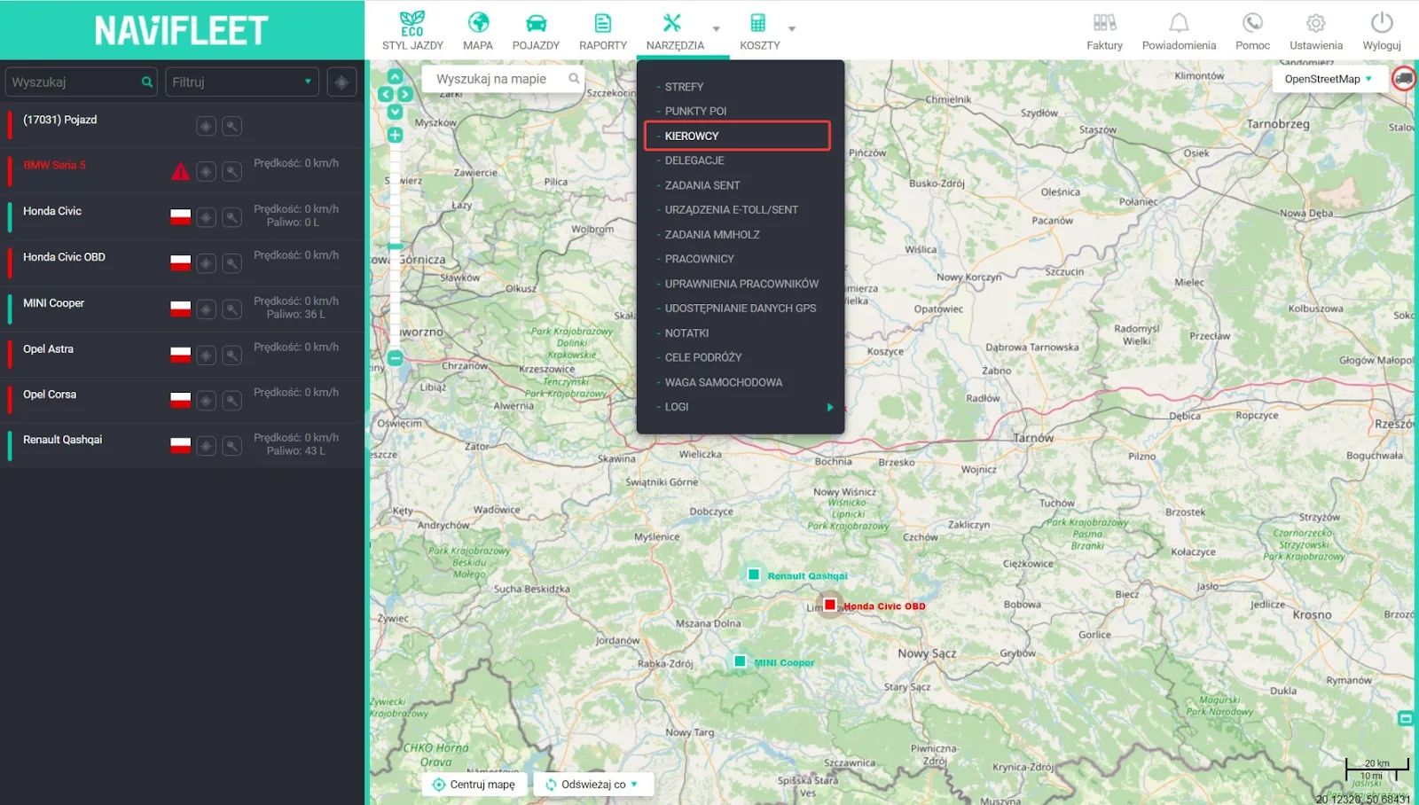 How to add drivers in the Navifleet app? – screenshot